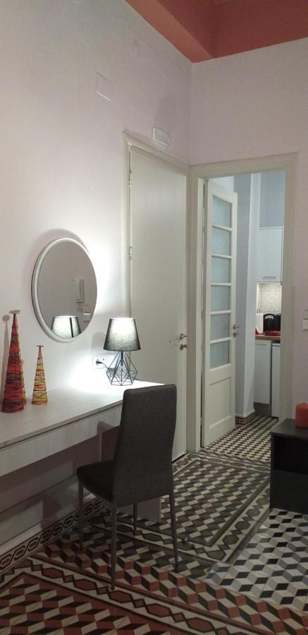 Elegant Apartment In The Heart Of Heraklion Exterior photo
