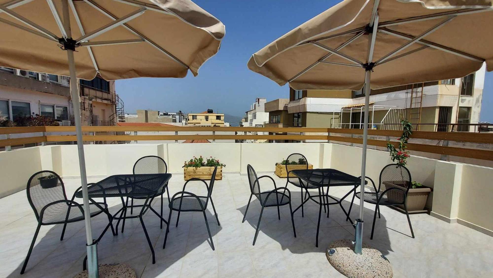 Elegant Apartment In The Heart Of Heraklion Exterior photo